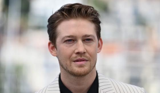 Joe Alwyn sparks new romance speculation amid Sarah Pidgeon relationship buzz
