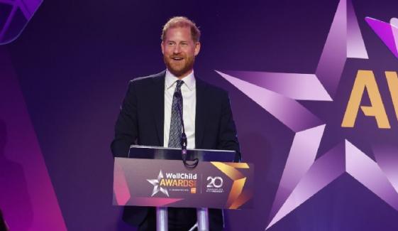 Prince Harry makes beaming arrival at WellChild Awards amid Diana memoir row