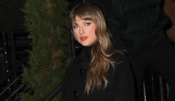 Taylor Swift roasted by fans over major blunder in new music teaser