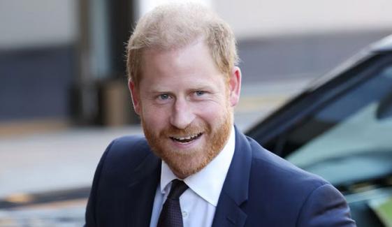 Prince Harry quietly leaves UK amid Earl Spencer’s tensions with Royal Family