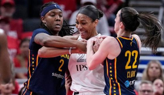 A’ja Wilson explodes at courtside fan in heated Aces loss to Fever