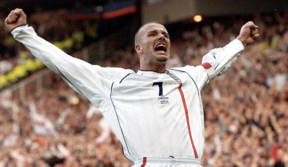  How David Beckham's iconic free-kick sent England to World Cup 25 years ago