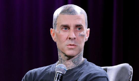 Travis Barker reveals shocking surgery with hospital photo: What happened?