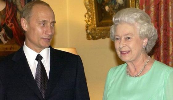 When Putin surprised Queen Elizabeth: The rare English speech that shocked Buckingham Palace