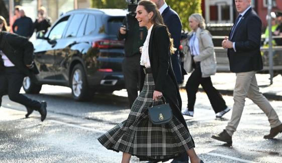 Kate Middleton channels fall style during Belfast trip: See where her outfit is from 