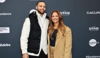 Steph Curry’s mom Sonya quietly remarries at 60 in 9-week whirlwind romance