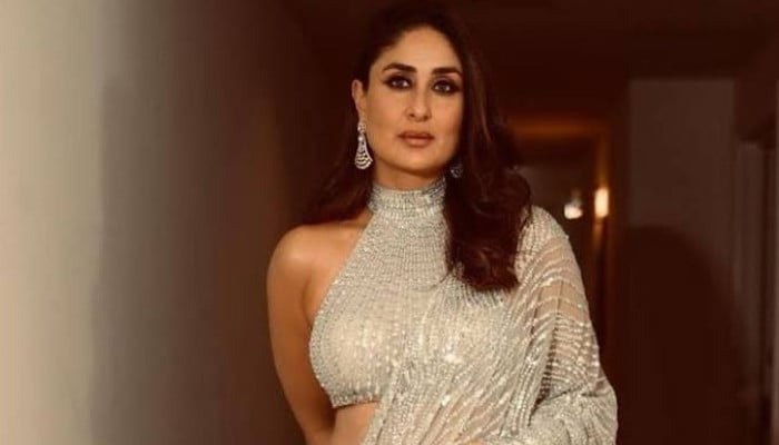 Need double-denim styling tips? Kareena Kapoor’s airport look is the perfect inspiration Need double-denim styling tips? Kareena Kapoor’s airport look is the perfect inspiration