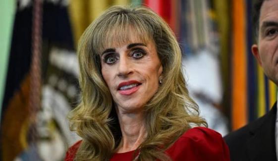Susan Dell appearance revives conspiracy about global elites: Robot, alien, or clone?