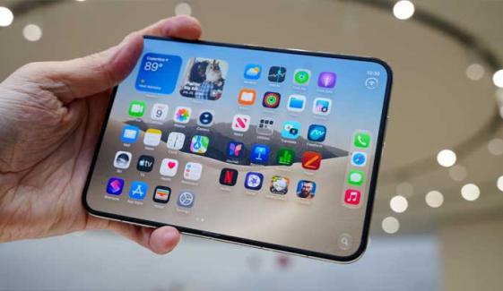 Apple iPhone Duo pre-orders face delays as shipping slips into December