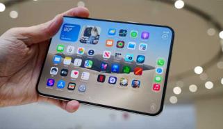 Apple iPhone Duo pre-orders face delays as shipping slips into December