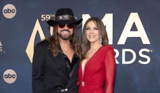 Billy Ray Cyrus, Elizabeth Hurley take romance to next level with engagement