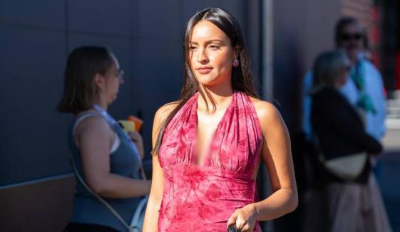 Alexandra Leclerc's new 'butterfly' maternity fit sends internet into meltdown