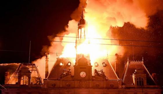 Shocking scenes in Europe: French cities burn, Louis Vuitton & Dior looted – Macron demands calm amid Milan clashes