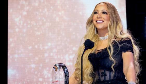 Mariah Carey celebrates legal victory as judge tosses brother’s defamation claims