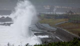 Typhoon Champi forces Taiwan shutdown as hundreds of flights cancelled