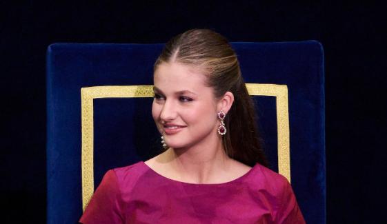 Princess Leonor makes sparkling statement at royal event with Queen Sofia treasured jewel