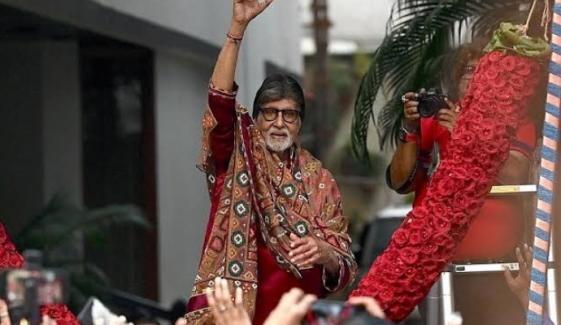 Amitabh Bachchan shares first update as he extends break amid growing threats 