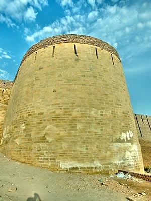 دورِ اکبری کی یادگار ’’عمر کوٹ‘‘