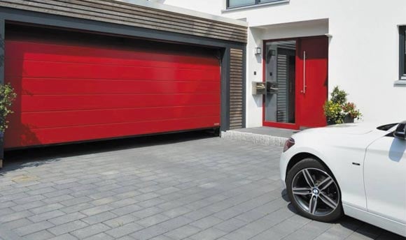 گھر کے بیرونی حصے میں ’’آئیڈیل گیراج‘‘ کی تعمیر