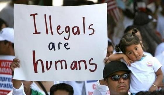 ٹرمپ کا نیا نشانہ مہاجرین کے بچے