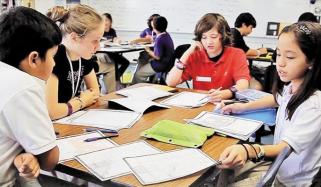 اسباق کو اپنے الفاظ میں لکھنے کا ہنر سیکھیں