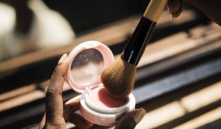 How To Clean Makeup Brush