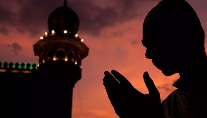 نماز کے بعد دعامیں ہاتھ اٹھانا