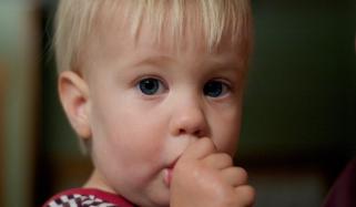 Children Stop Thumbsucking