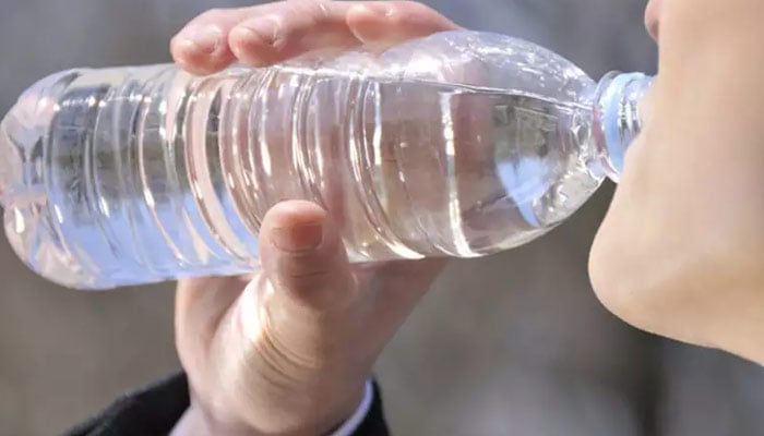 ناصاف، آلودہ پانی: عمومی صحت کا مسئلہ