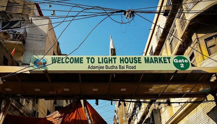 ’لنڈا بازار‘ اب خوش حا ل طبقہ بھی اس طرف کا رخ کرنے لگا ہے
