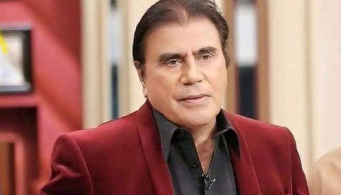 خالی ہاتھ گزر جاتے ہیں کیسے کیسے لوگ..!!
