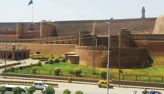 پشاور کا قلعہ بالاحصار، عظمت رفتہ کی علامت