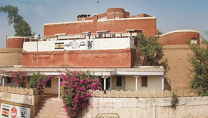 خیبرپختونخوا کے مختلف مقامات پر قائم قلعے