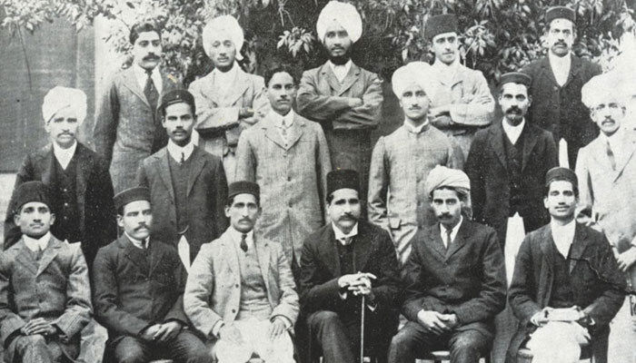 تحریک آزادی میں خطبہ الٰہ آباد اور قرار دادِ پاکستان کا مقام 