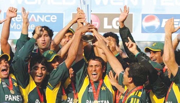 کرکٹ میں پاکستان نے دنیا کے تمام بڑے ٹورنامنٹ جیتے