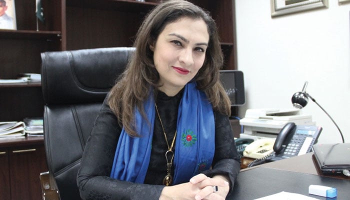 نیرنگی سیاستِ دوراں تو دیکھیے