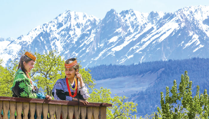 محسور کُن پراسرار وادی کیلاش کی ایک جھلک