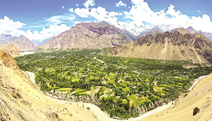 محسور کُن پراسرار وادی کیلاش کی ایک جھلک