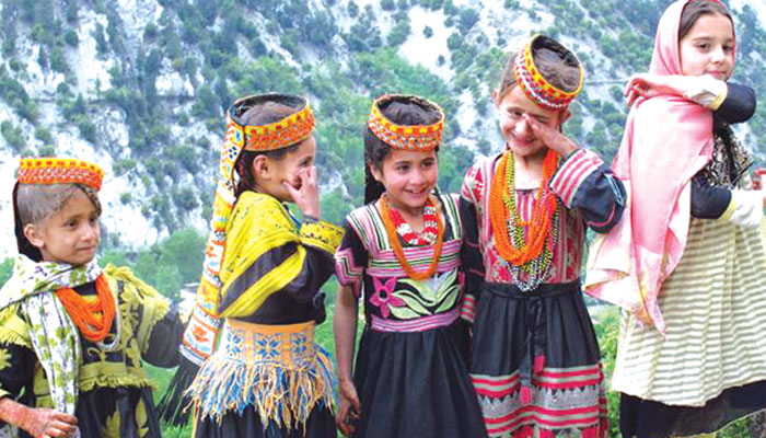 محسور کُن پراسرار وادی کیلاش کی ایک جھلک