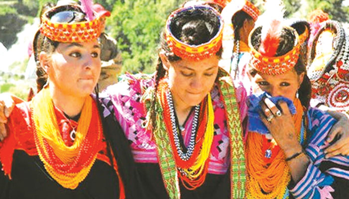 محسور کُن پراسرار وادی کیلاش کی ایک جھلک