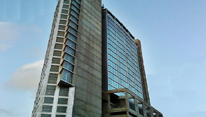 کراچی کی پانچ بلند ترین عمارتیں