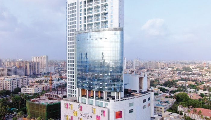 کراچی کی پانچ بلند ترین عمارتیں