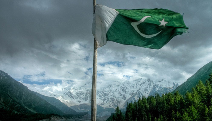 ہم متحد کیوں نہیں