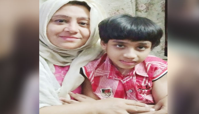 احمد خان اور اُن کی ماما سعدیہ عبید