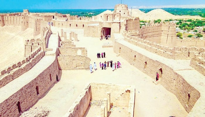 کوٹ ڈیجی قلعہ ... سندھ کے تالپور حکمرانوں کی نشانی