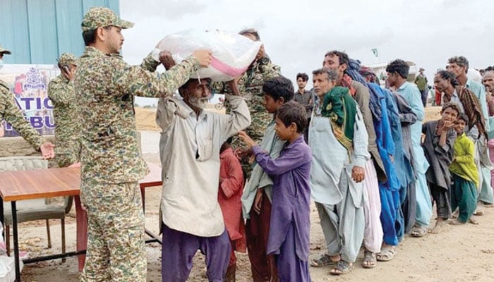 ’’اب لیے پھرتا ہے دریا ہم کو‘‘