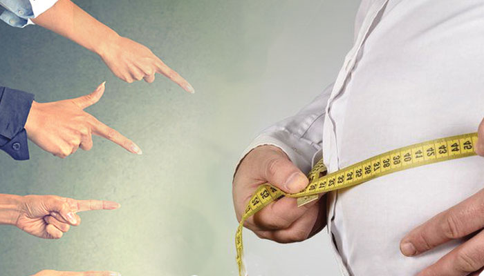 تمسخرانہ، استہزائیہ الفاظ کا بوجھ