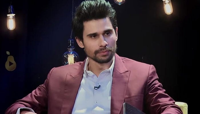 ڈیجیٹل دنیا کے اُفق پر چمکتے دمکتے ستارے