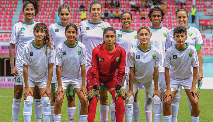 سعودی عرب میں پاکستانی خواتین فٹبال ٹیم کی عمدہ پرفارمنس