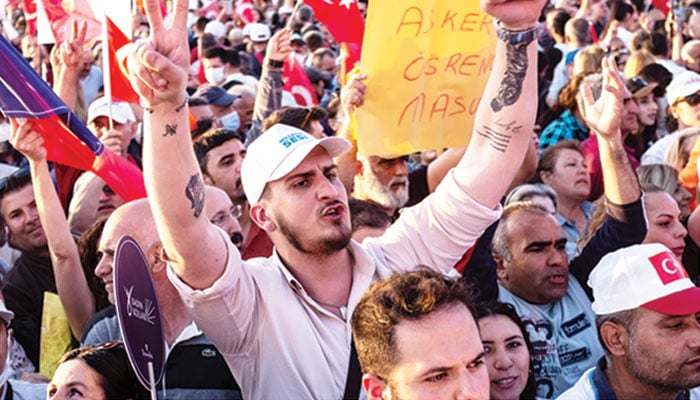 تُرکیہ میں صدارتی، پارلیمانی انتخابات: سخت ترین مقابلہ متوقع